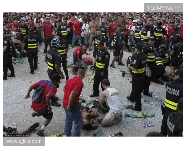 哥斯达黎加与洪都拉斯激战正酣足球盛宴引发球迷热情四溢