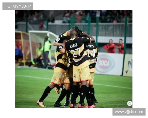 尼奥尔主场迎战兰斯争夺三分双方全力以赴力争胜利