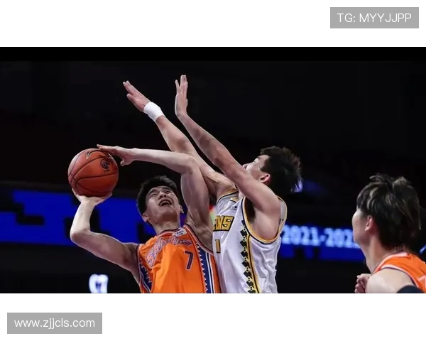 郭昊文:从青涩少年到篮球场上的璀璨明星的成长之路与奋斗故事 郭昊文:从青涩少年到篮球场上的璀璨明星的成长之路与奋斗故事