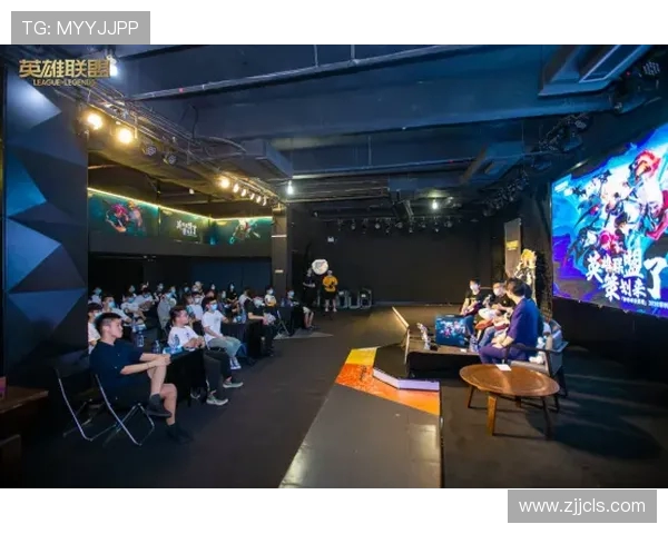 张丽专访：从新手到职业选手的英雄联盟成长之路回顾